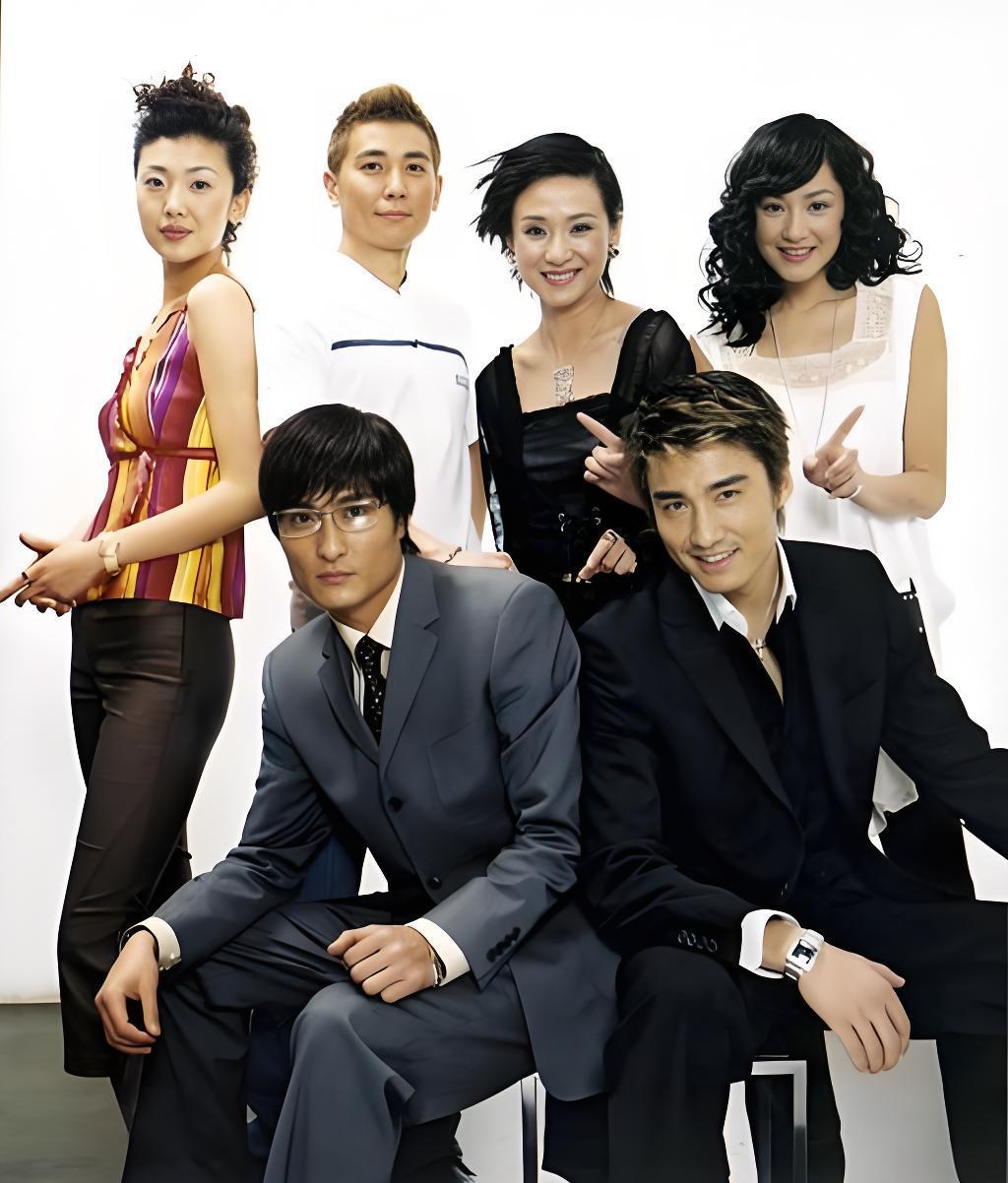 前经纪人蔡清珠声援保剑锋，指责黄慧颐疑神疑鬼，控制力太强