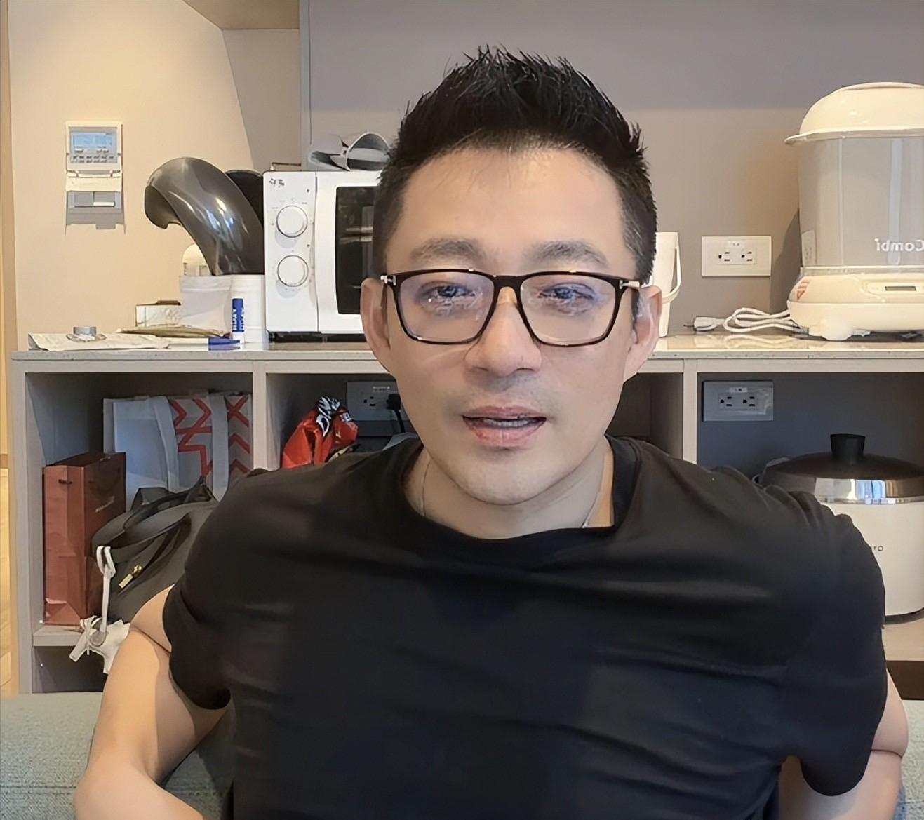 汪小菲回应买房，兜里没几个钢镚，真要买房还得问自己媳妇借！