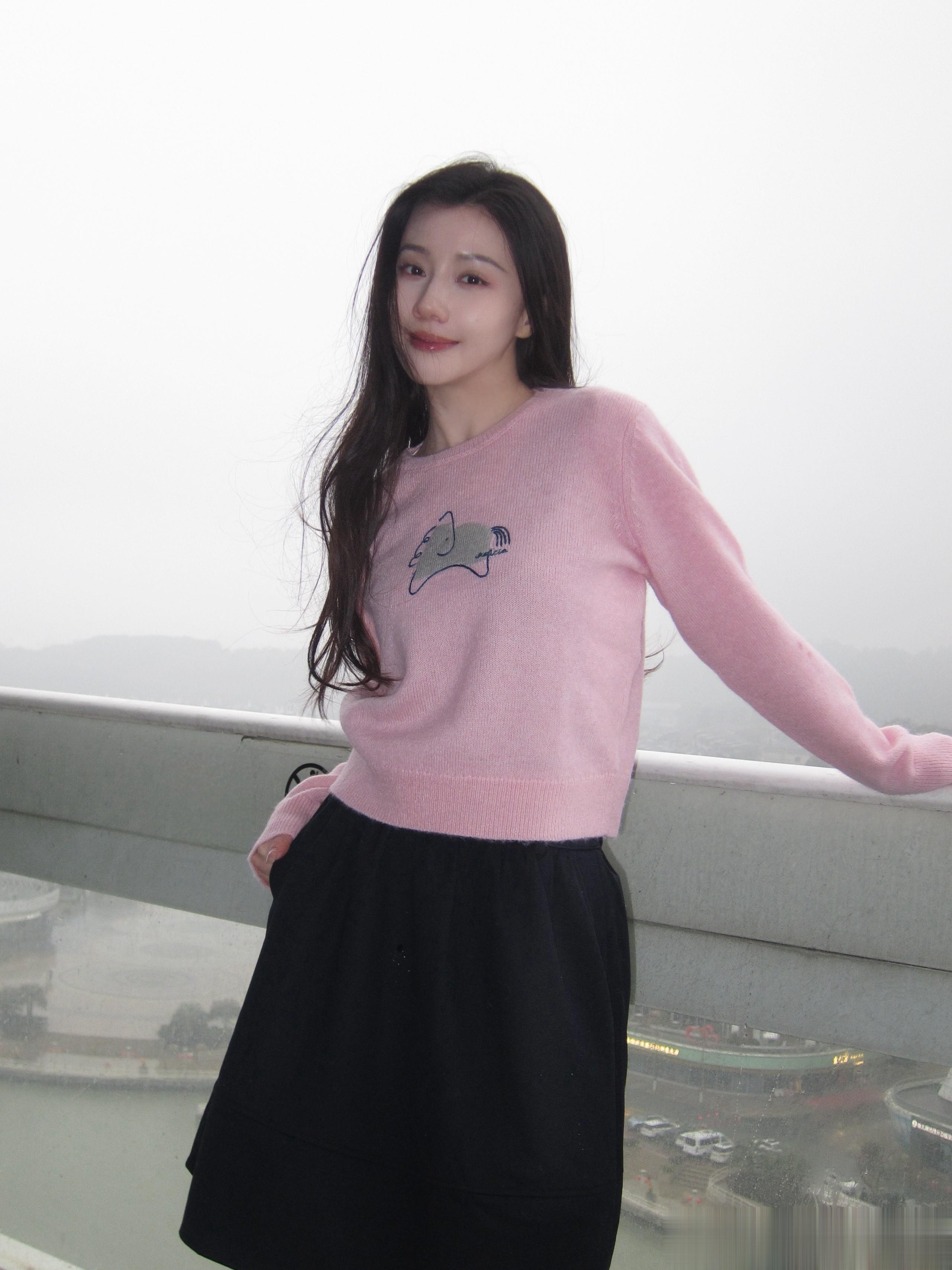 王鹤润分享图片