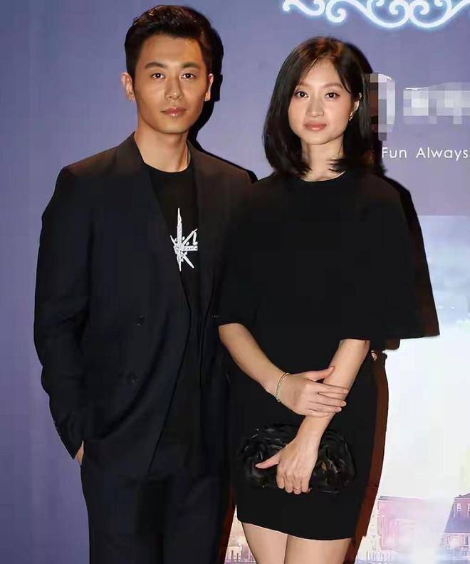 朱亚文近况曝光，宋佳评价恰到好处