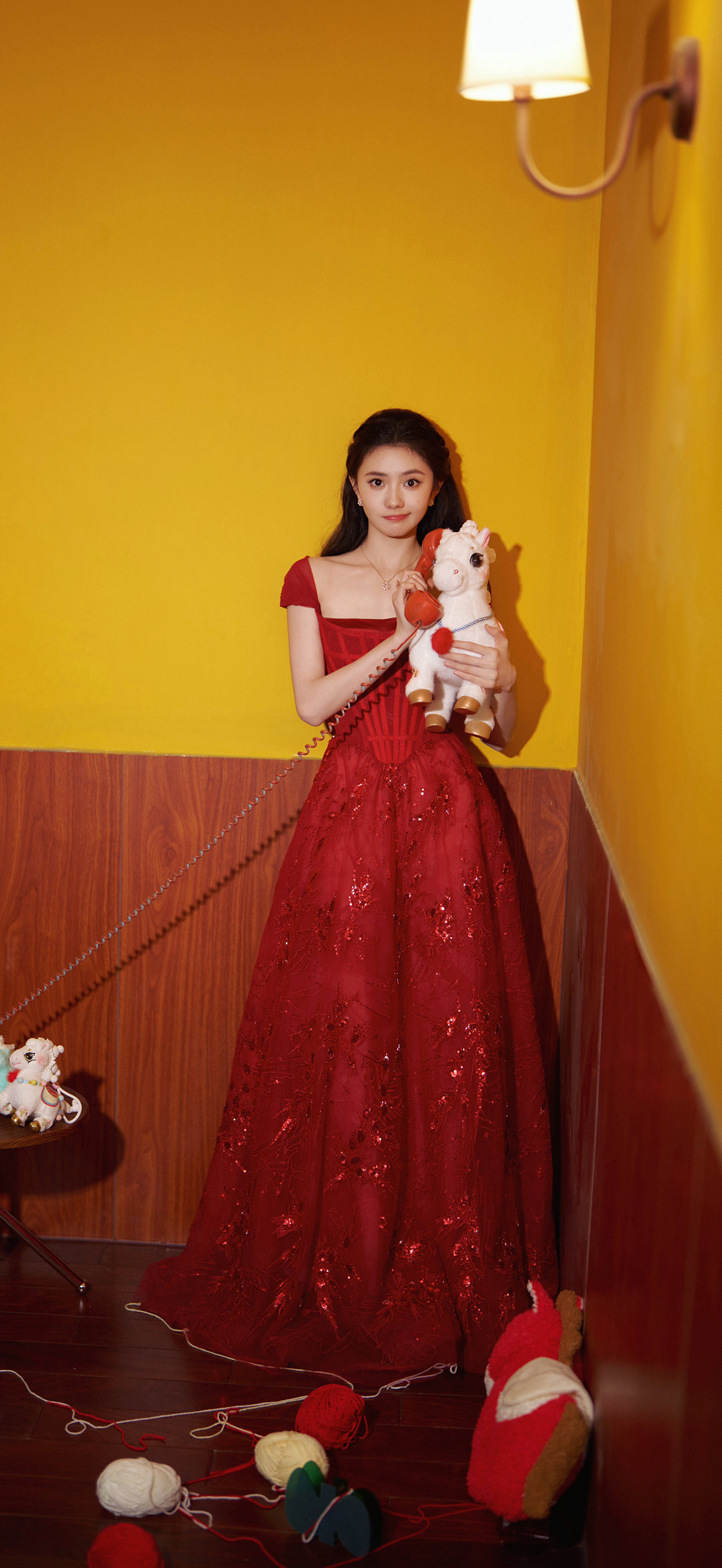 美女壁纸第4594期—刘浩存