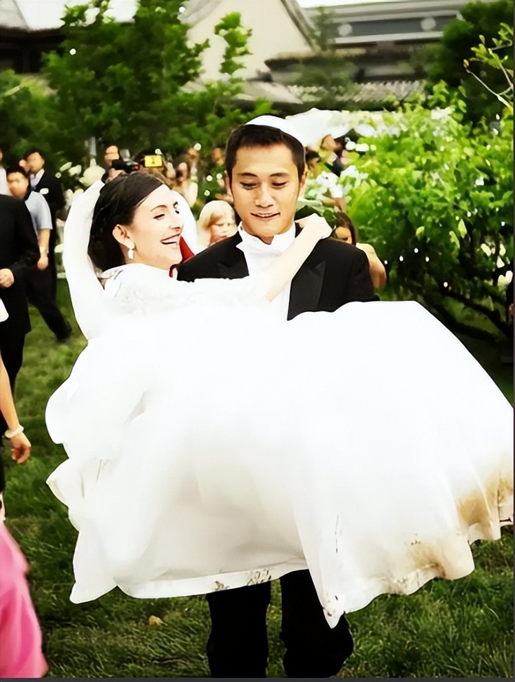 刘烨也没想到，费心养大的15岁诺一，如今竟“压了自己一头”