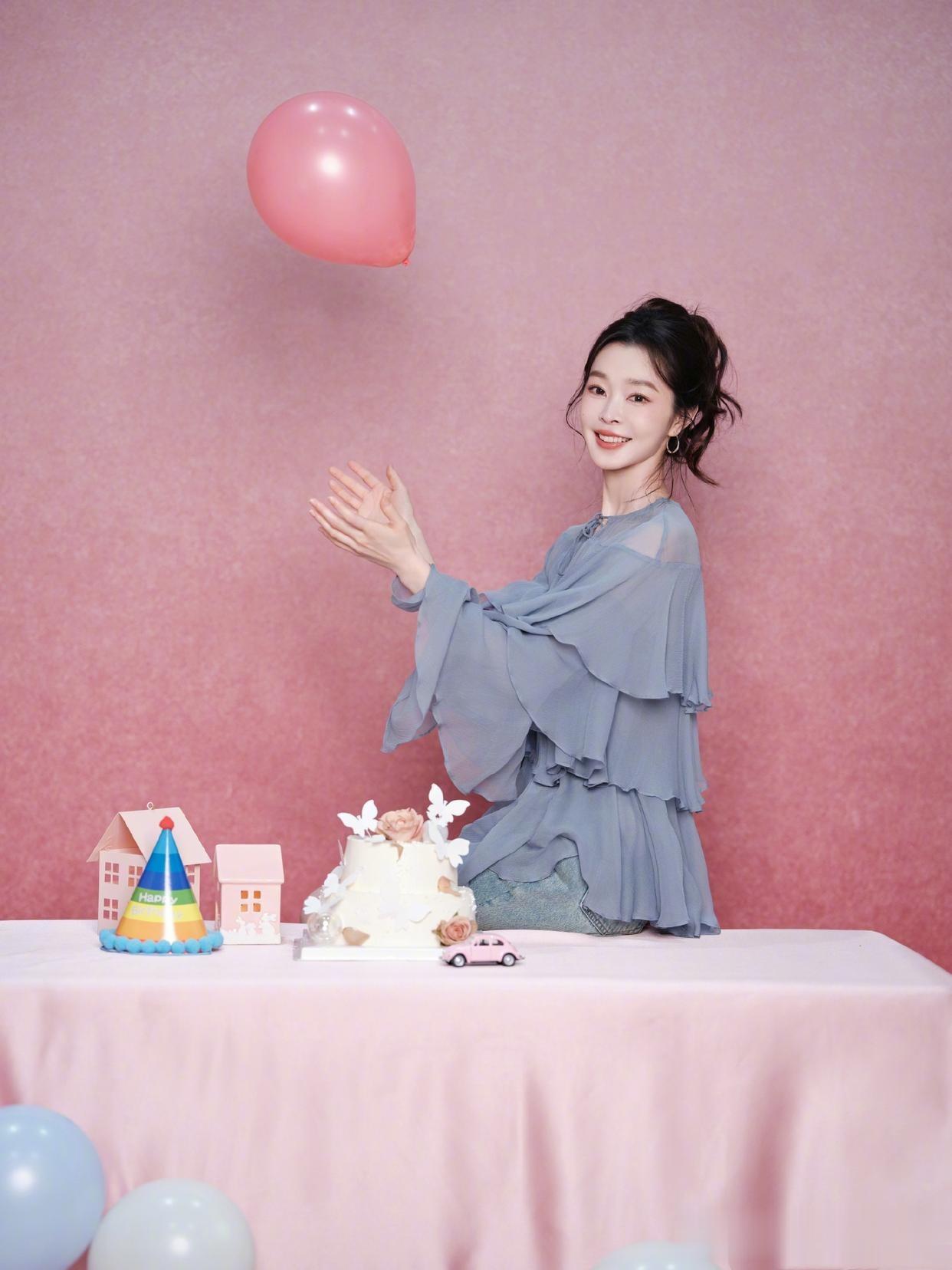 宋轶，生日大片，好青春的少女感。