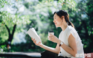 爸爸为扶私生子上位，夺走我业绩给他镀金，却忘了他只是个豪门赘婿，真正的豪门是我外公