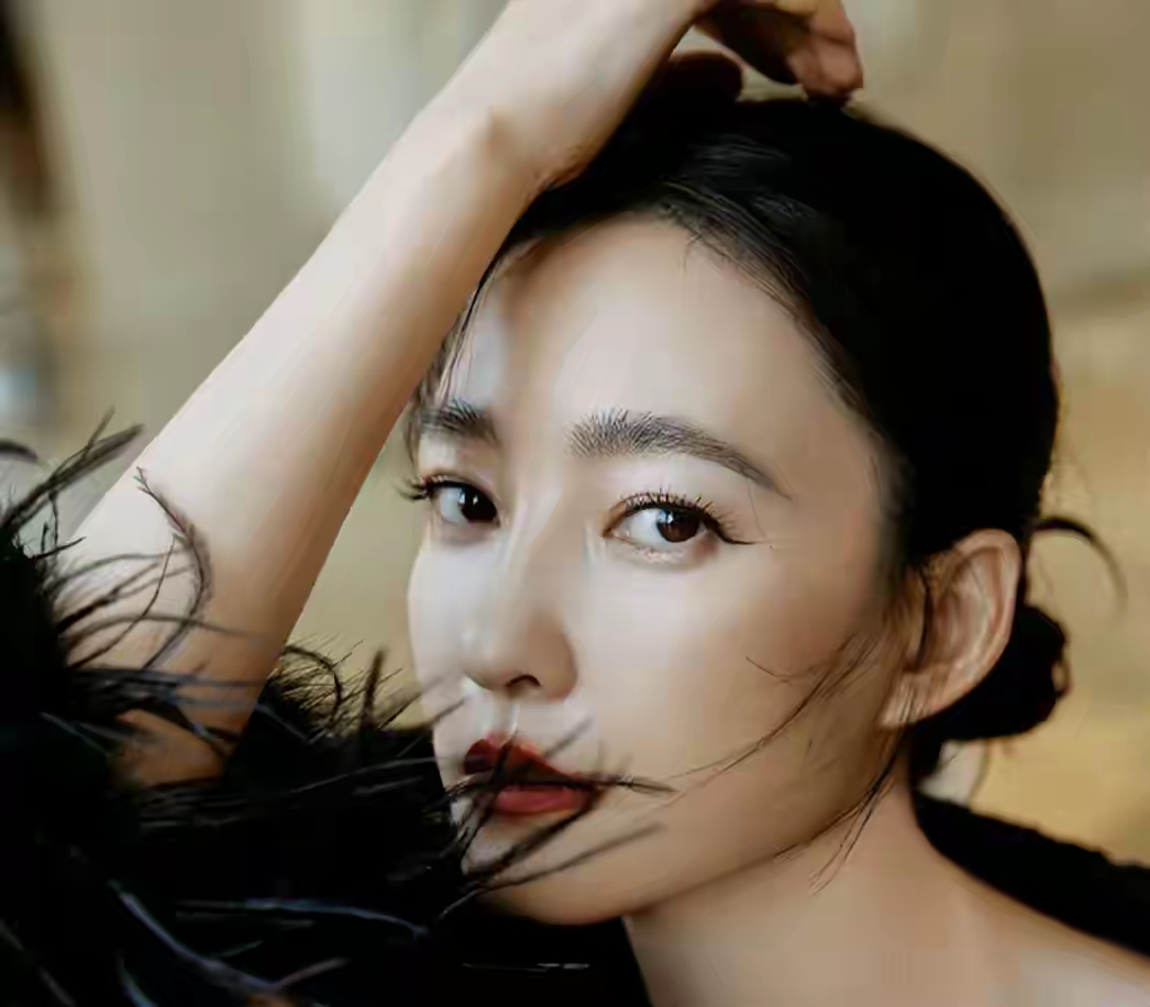 诈骗13.9亿，千万豪车，成堆金条被拍，才知王丽坤夫妇究竟多奢靡