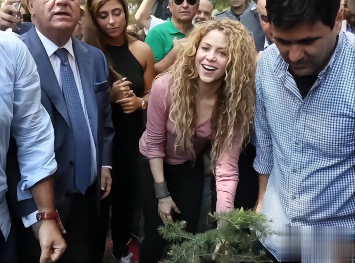 重磅！哥伦比亚天后夏奇拉官宣，5月2日里约海滩免费开唱！