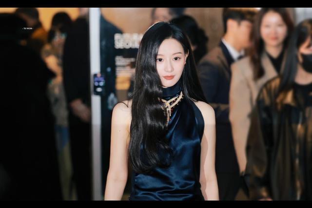 一眼沦陷!颜值逆天美女