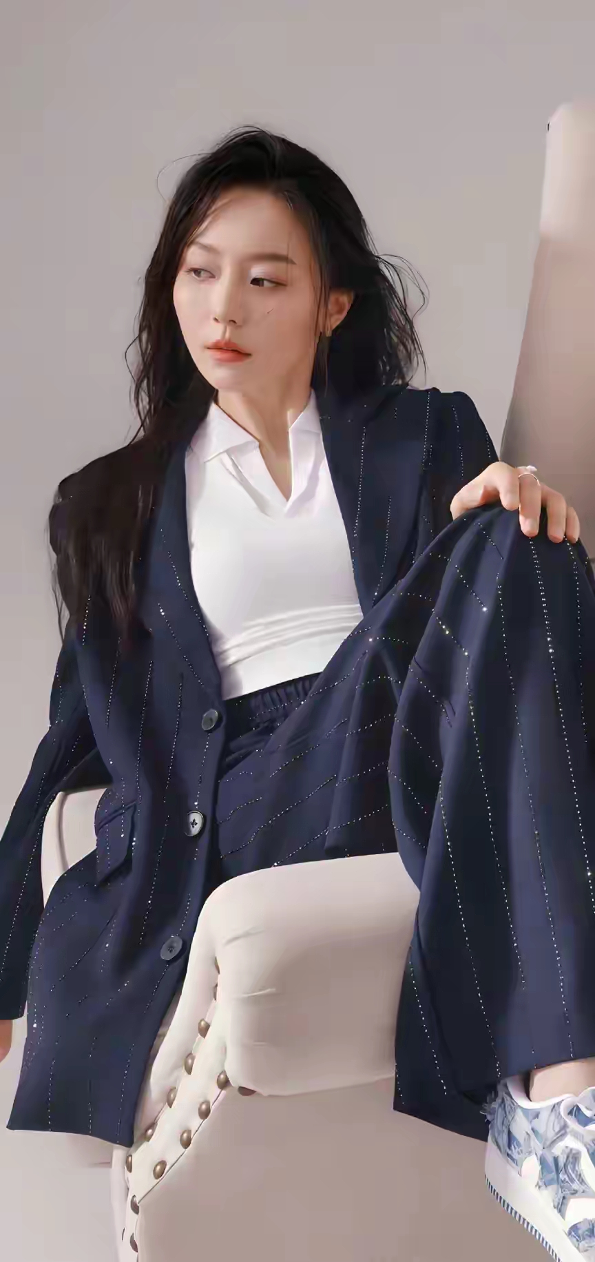 黄梦莹‖柔姿轻拂柳，婉貌胜瑶光