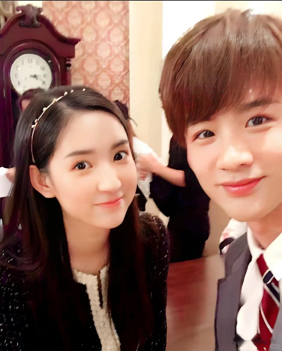 王玉雯被曝分手后现身巴黎!素颜满脸疲惫,母亲跟在身后默默陪伴