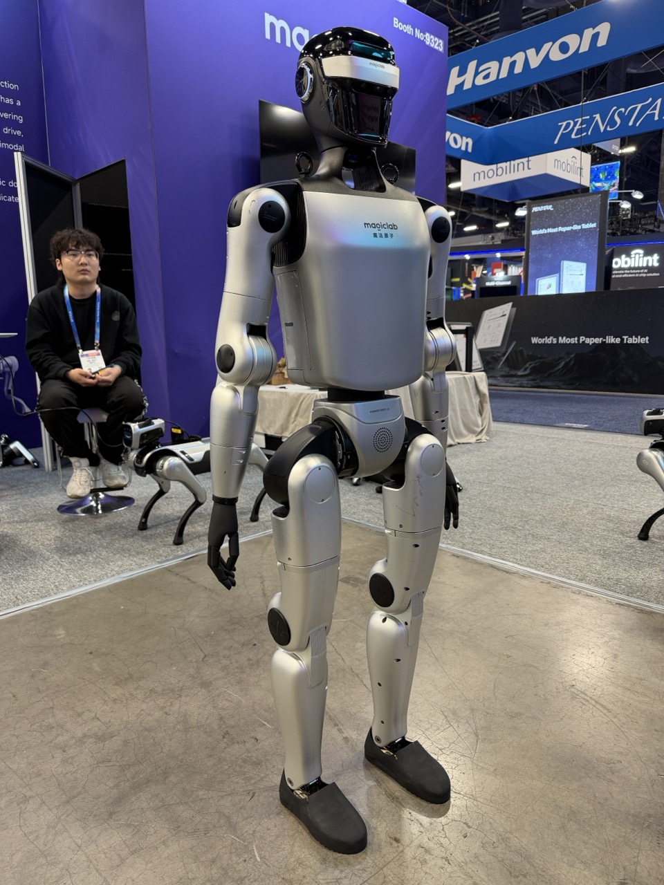 魔法原子和銀河通用的機器人憑什么能登上春晚？