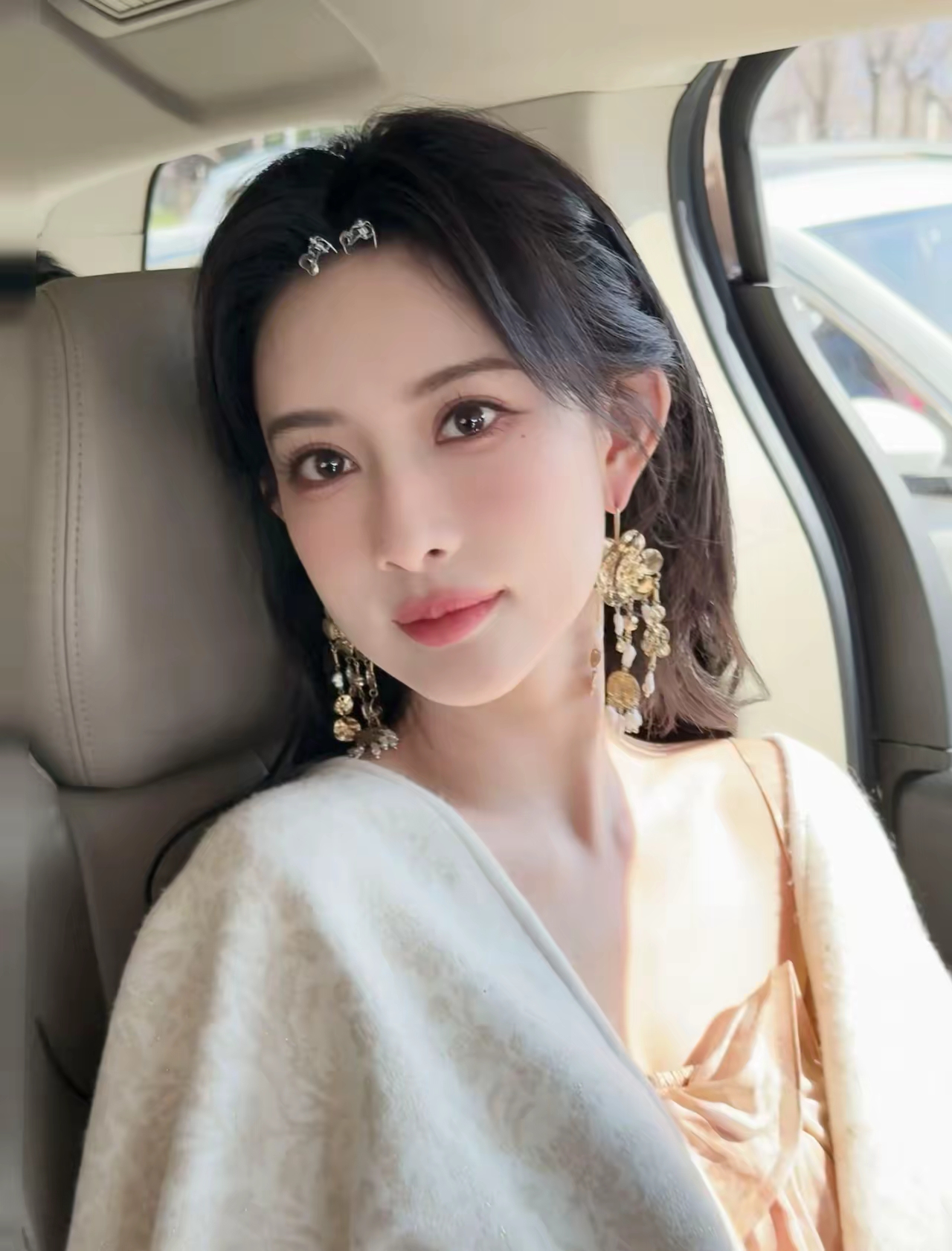 孟子义?就算是星河流转，也不及你眼中波澜