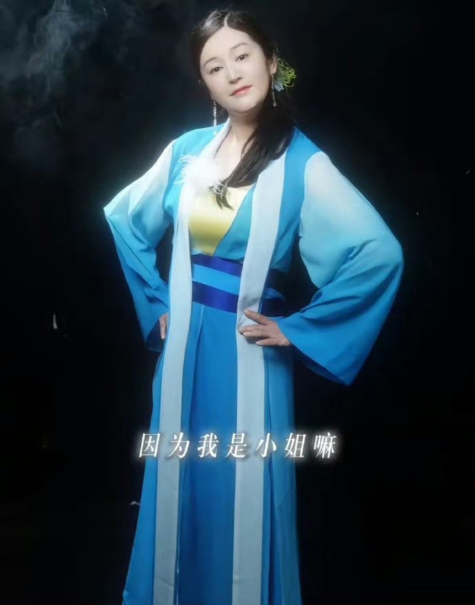 42岁小仙女“回归”，网友泪目：我的青春啊，当年到处找你找不到