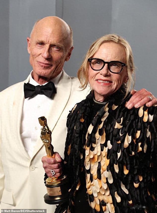 苦等40年终获小金人!75岁老戏骨高调表白相恋43年明星丈夫