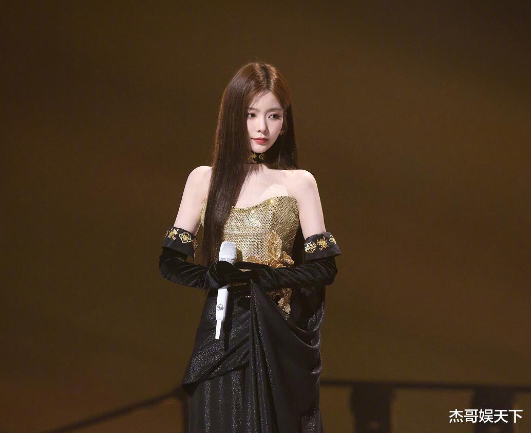 陈卓璇被骂，让我看到了华语乐坛为啥没落