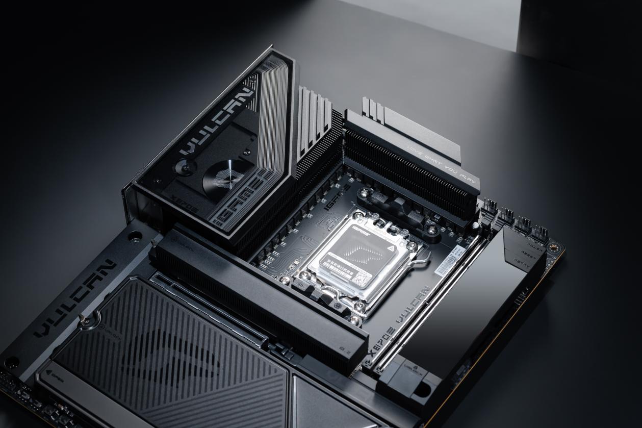 9850X3D傳奇搭檔!七彩虹X3D超頻旗艦主板X870E火神已正式開啟預售