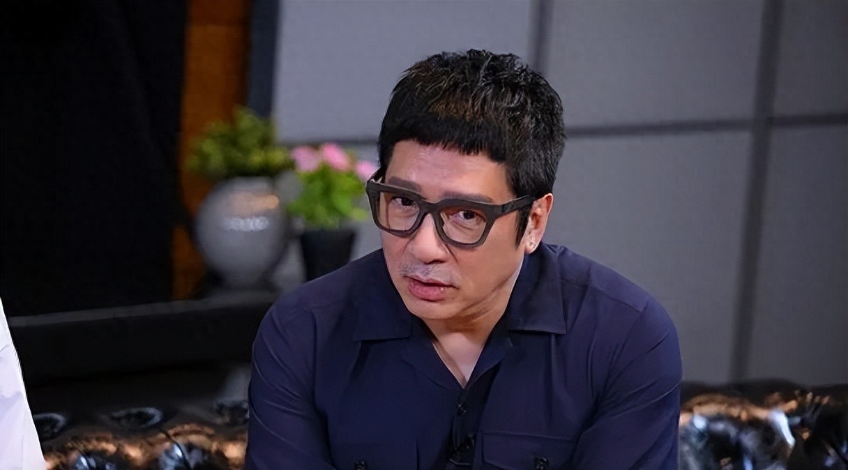 TVB模范夫妻结婚18周年晒恩爱，自爆两人至今仍未正式注册领证
