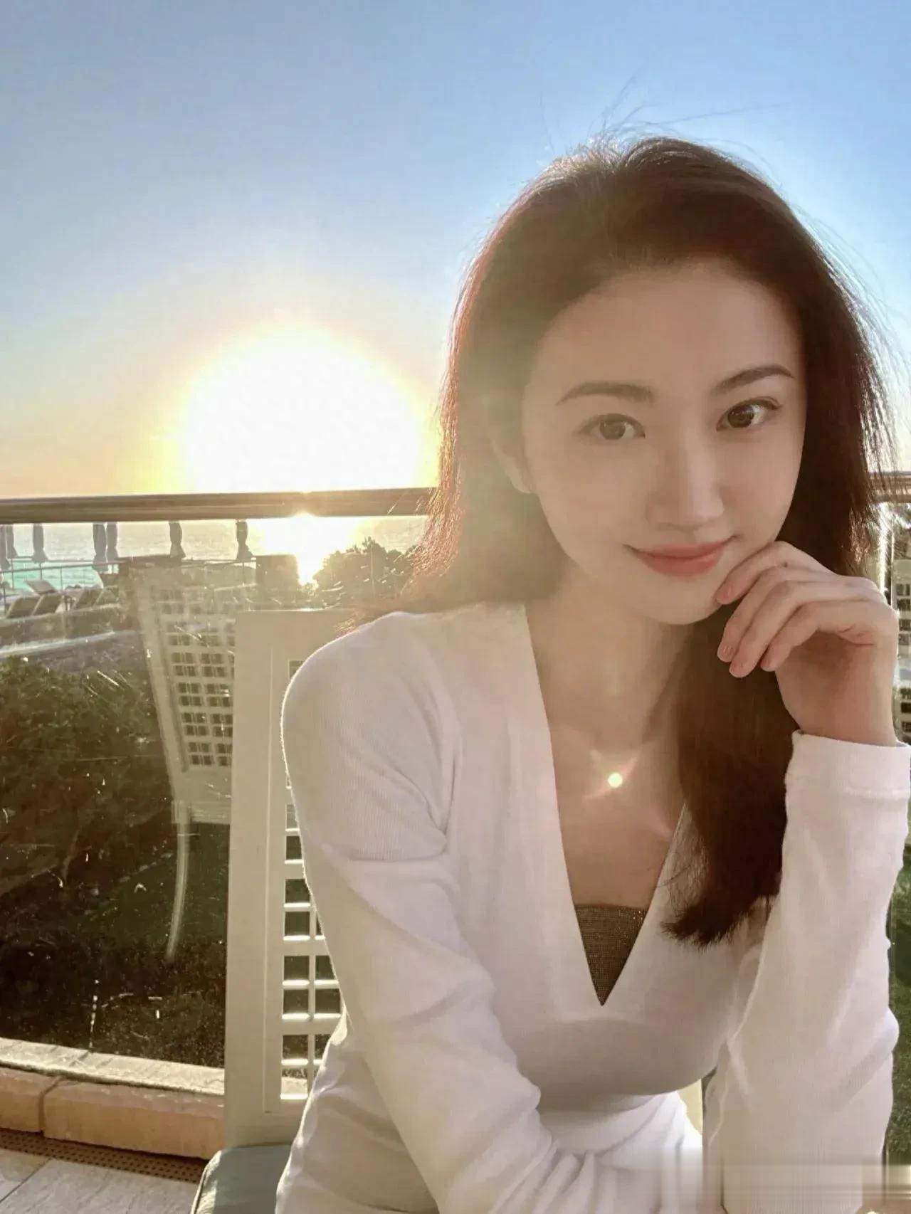 景甜最新写真甜美温婉