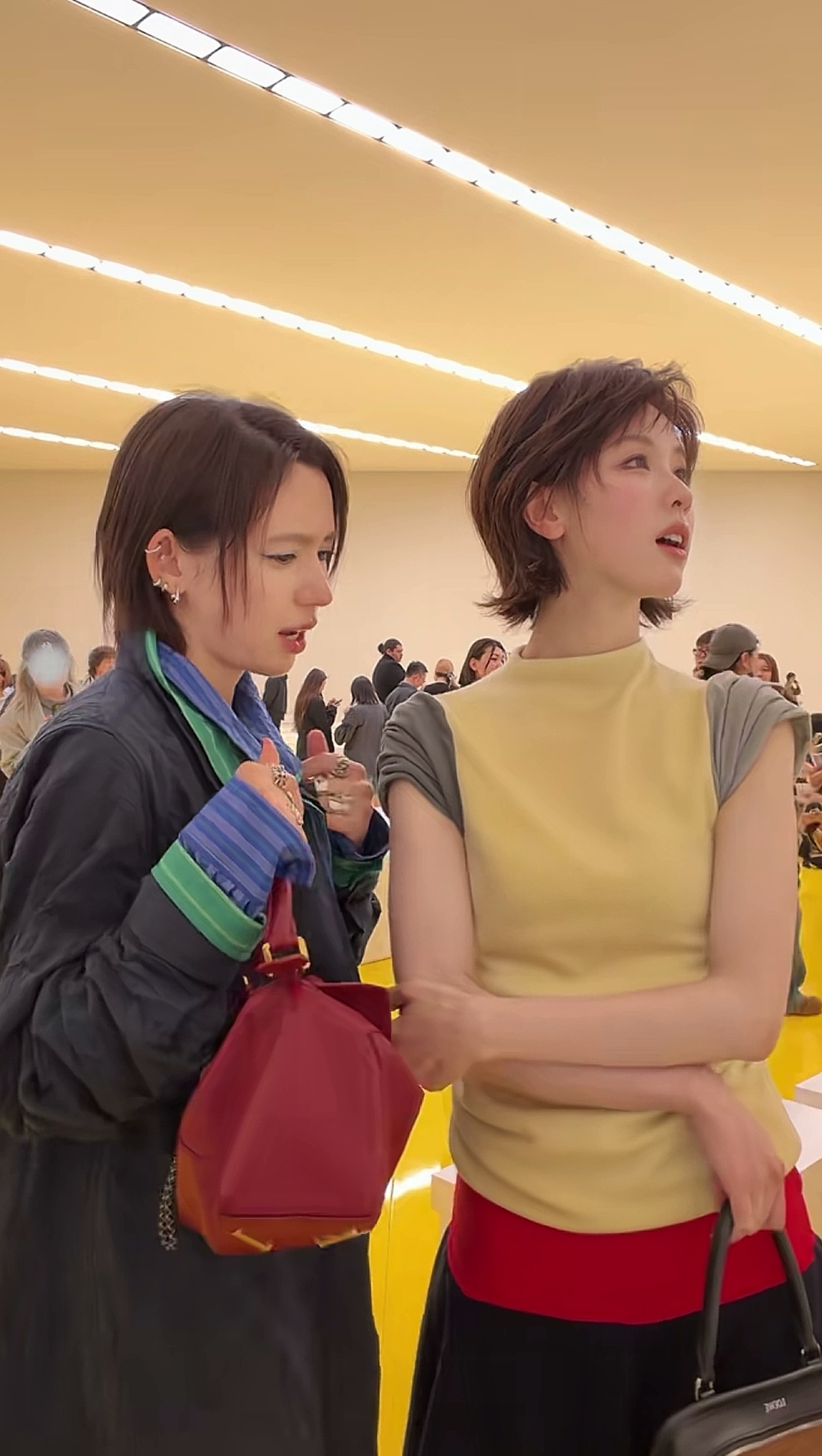 陈都灵短发妆很惊艳，有辨识度很灵动，不是以往那种娇滴滴的形象