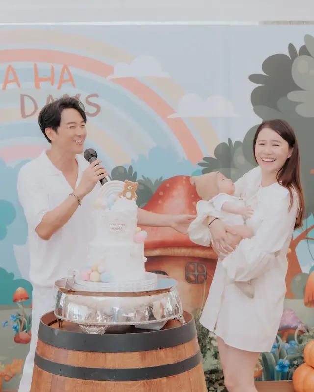 萧正楠黄翠如为儿子庆祝1岁生日，家中举办小型生日会