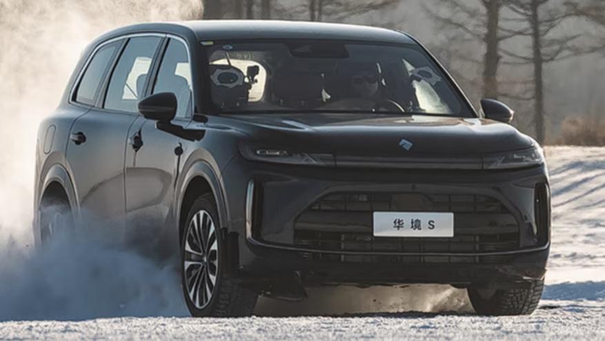 顶配才有的智驾，五菱直接给标配！华境S登场，轴距3米1