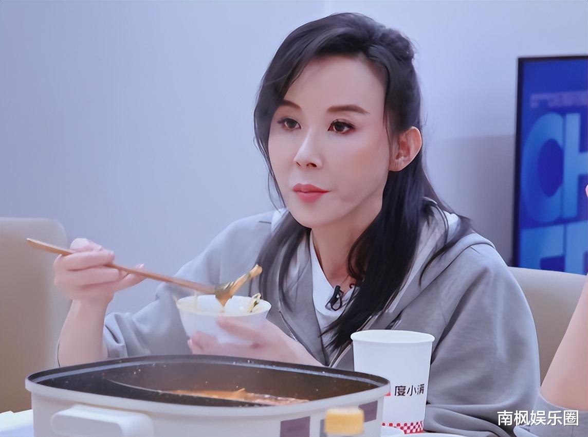 何宣林疑似被孤立，《乘风2026》告诉我们：人性经不起考验！