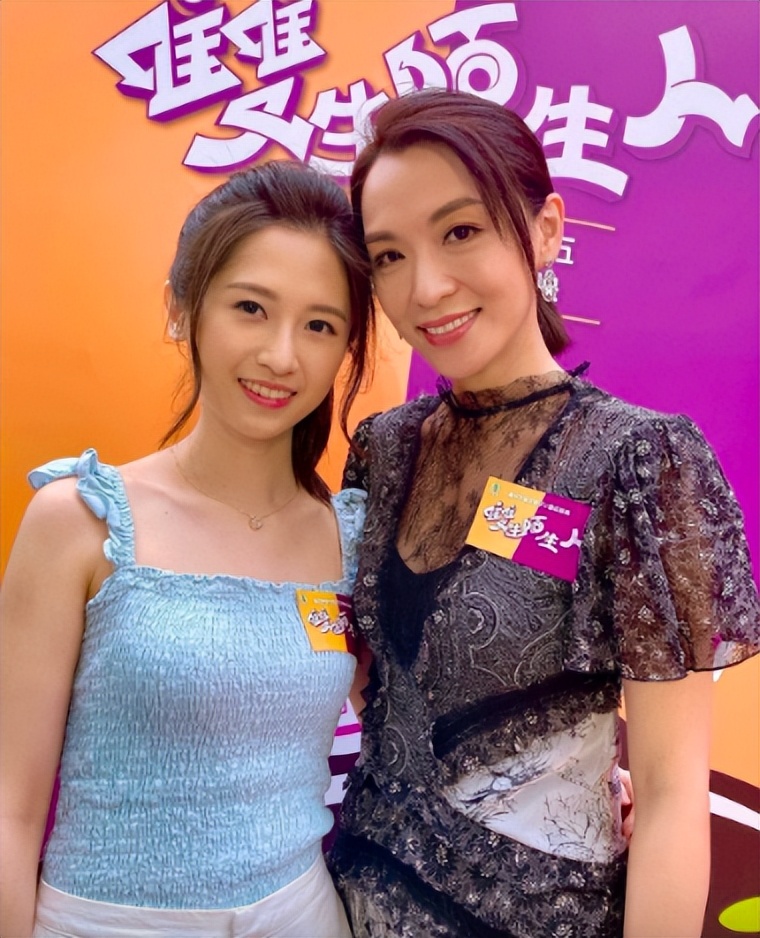 TVB“最佳女新人”再次出圈，甜美外形引发讨论，被指神似陈自瑶