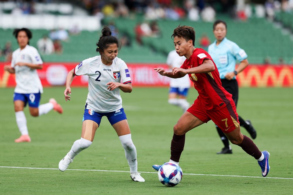 中国女足0-0中国台北进加时赛!第97分钟中柱 王霜染黄+下场停赛