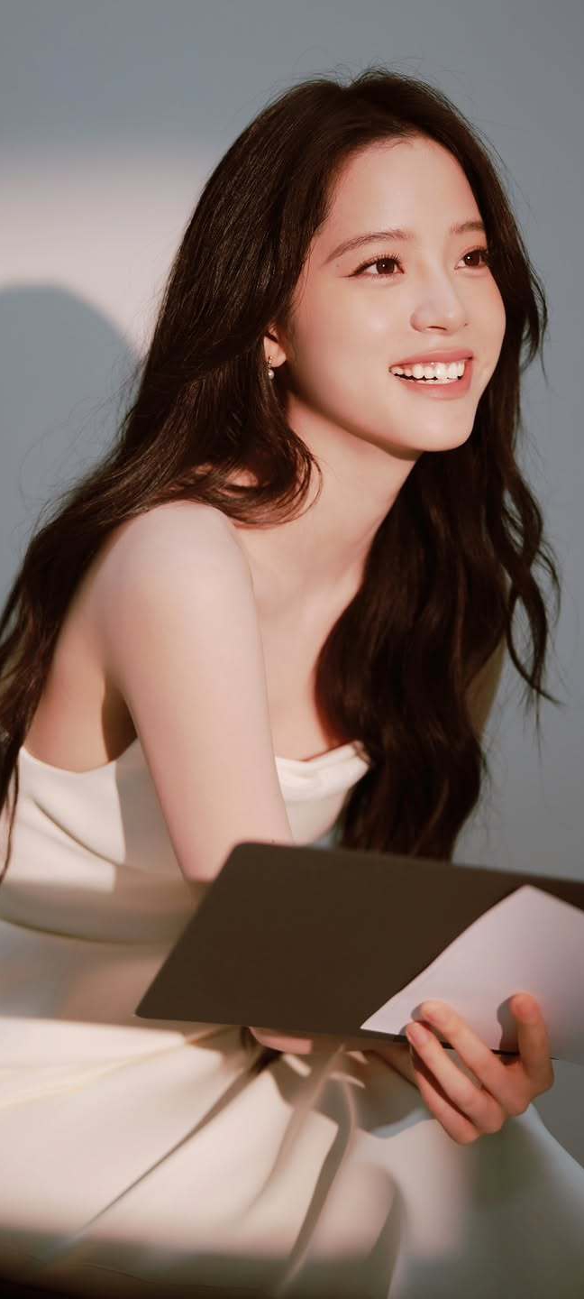 美女壁纸第5114期—欧阳娜娜