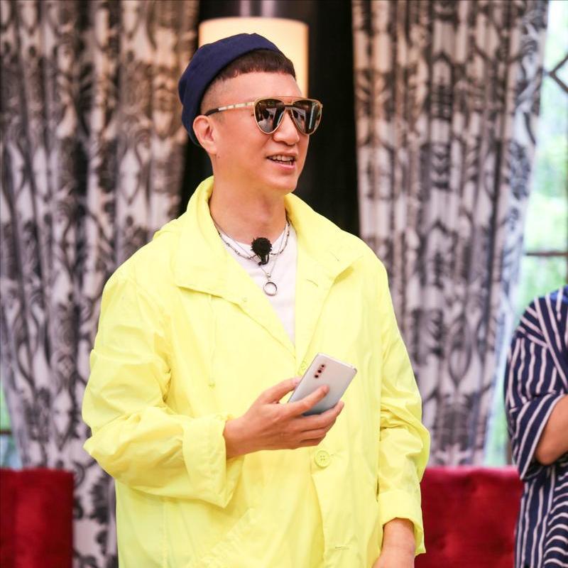 这几位明明是演员，却没演技、没作品，如今只能靠综艺“续命”