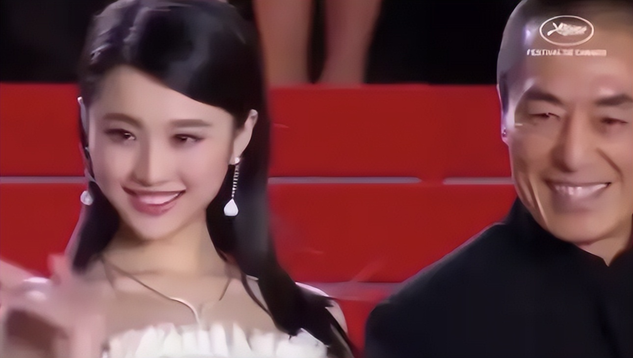 没后台没热度,32岁“谋女郎”现状:沦落和47岁于正演夫妻