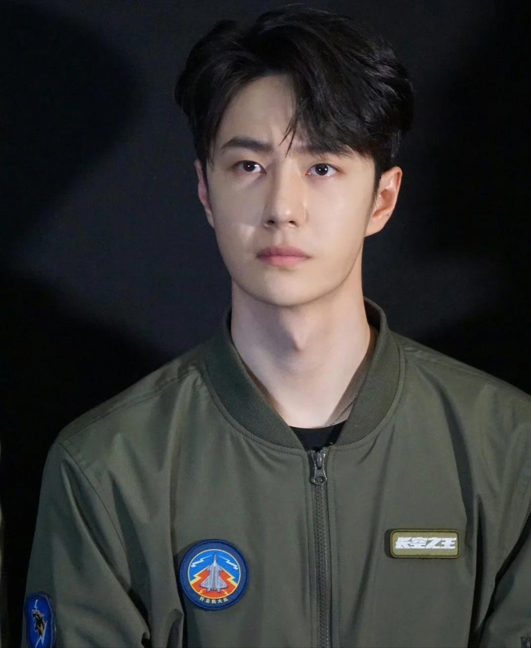 手滑坠海仅2个月，29岁王一博真实现状曝光，一点都不让人意外