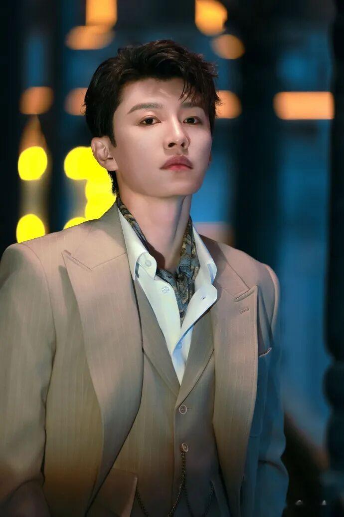 《轧戏》角色是代旭面试拿下的？李昀锐孟子义、张凌赫、郑业成