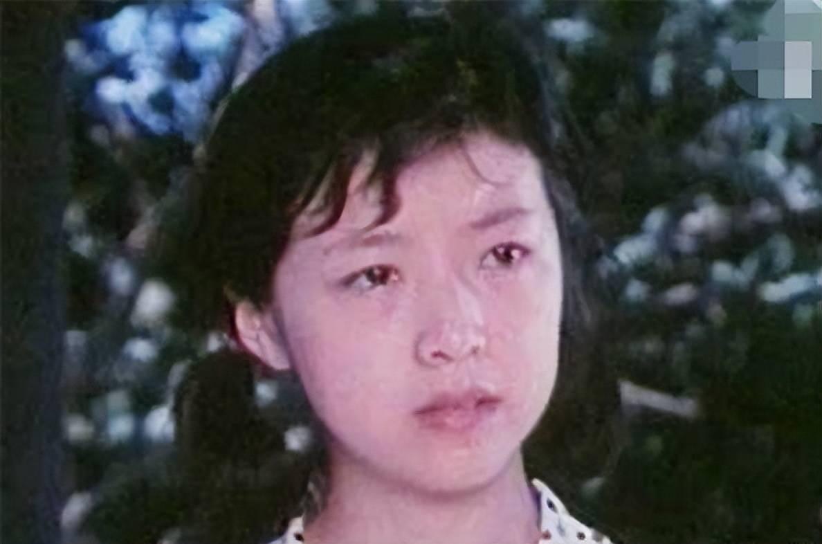 6次怀孕5次堕胎，终身不孕的她惨遭丈夫抛弃，嫁老外后被宠上天