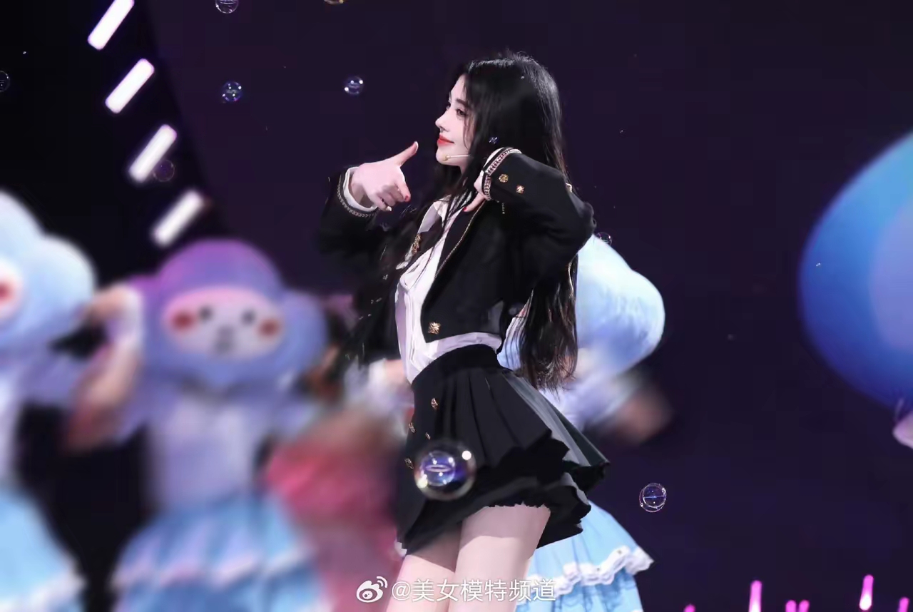 鞠婧祎和孟子义