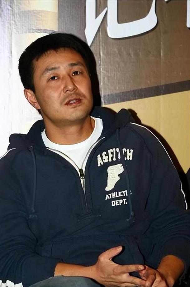 爱上霍思燕后，上海富二代狠心抛弃黄奕，如今娶圈外人活成女儿奴