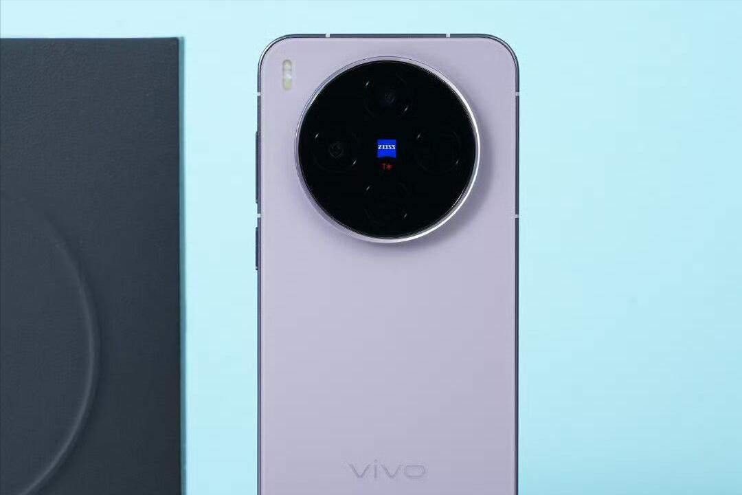 vivo拿出十足誠意！極窄直屏+天璣9500+2億主攝，現跌至3599元