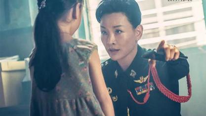 陈冲，“弃养”风波为何被旧事重提？