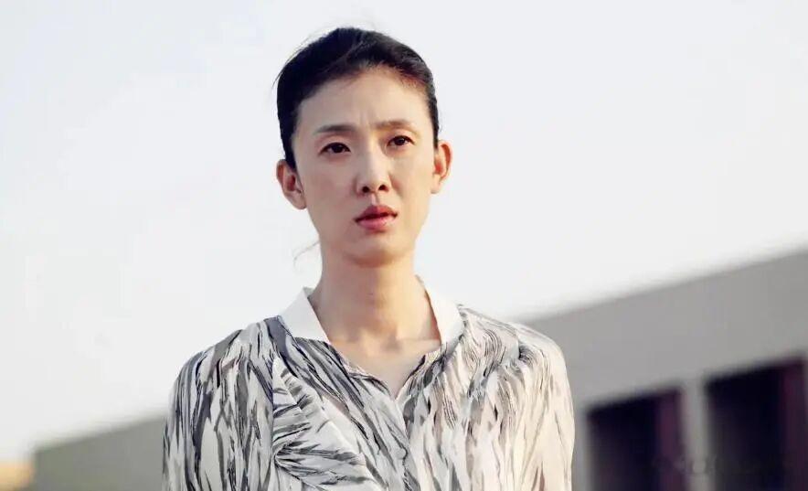 47岁倪景阳近况曝光！嫁给谢晖生一子，如今婚姻幸福被宠成公主