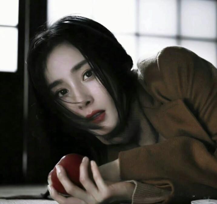 早期的杨幂是甜妹的标配吧!好喜欢