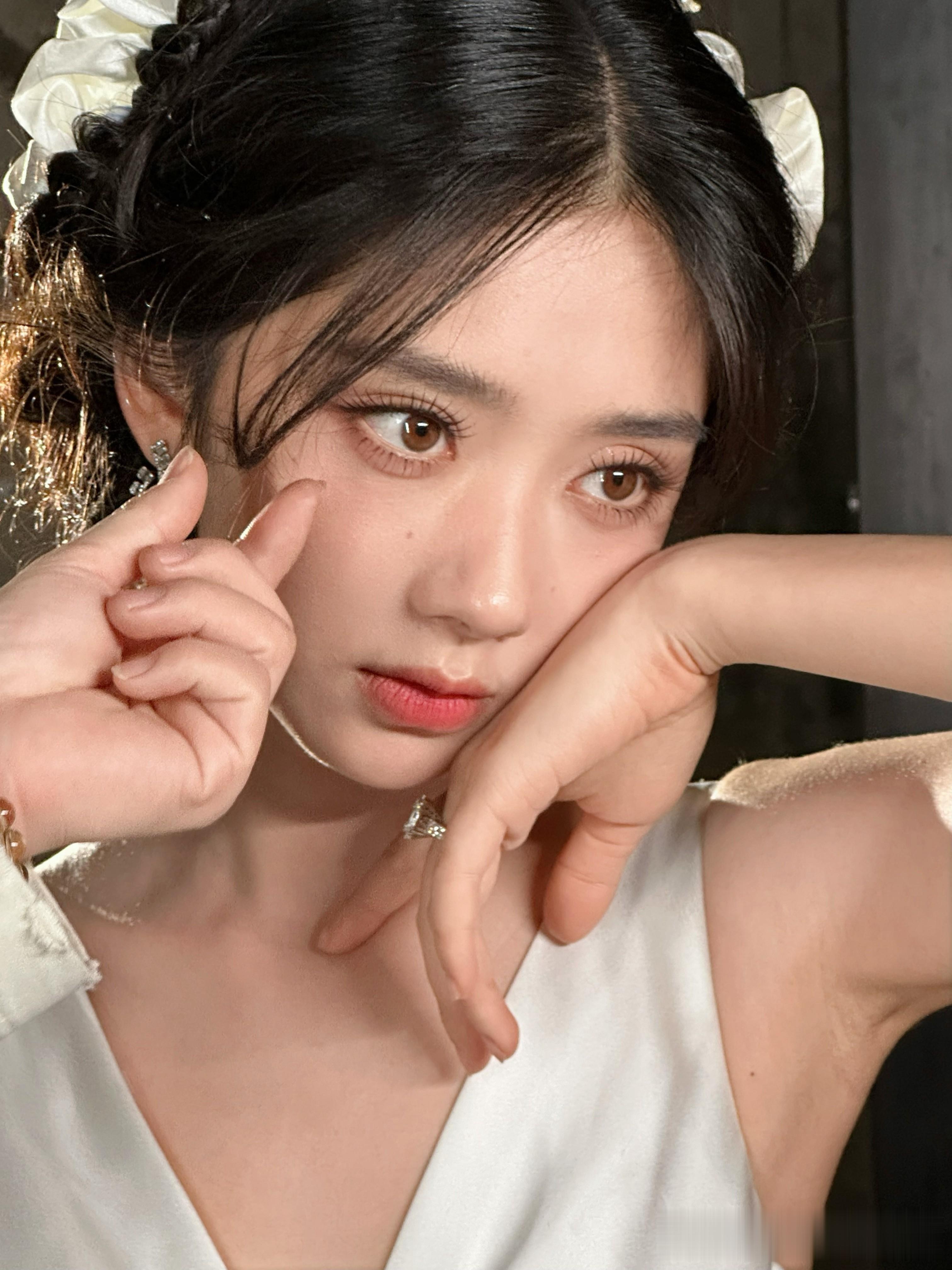 王影璐分享图片