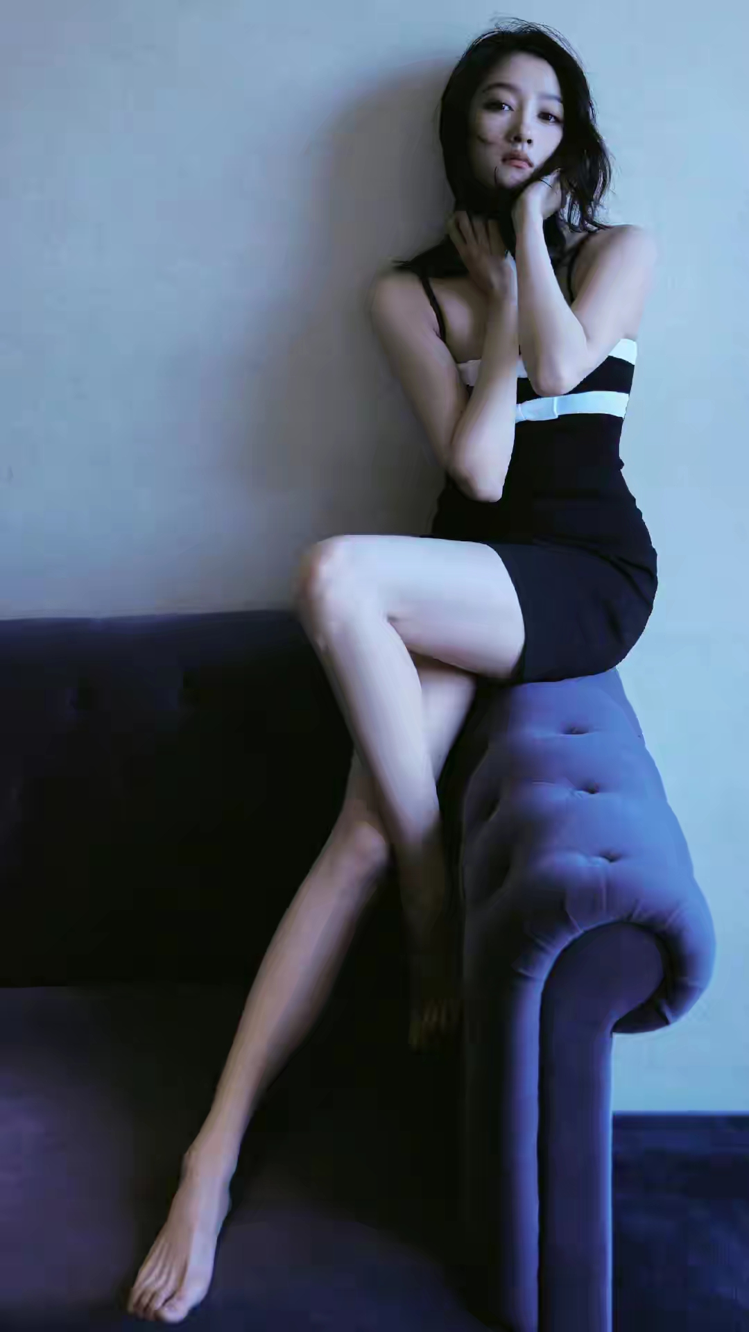 关晓彤,娱乐圈大长腿第一人,这双美腿真的傲视群“雌”