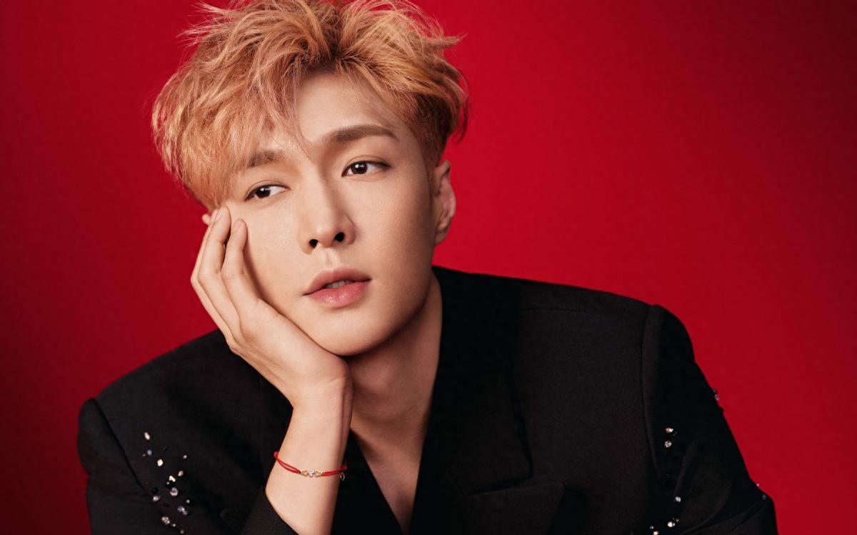 张艺兴被大V继续曝光，多次无视规定，没有报备在敏感时期去日韩