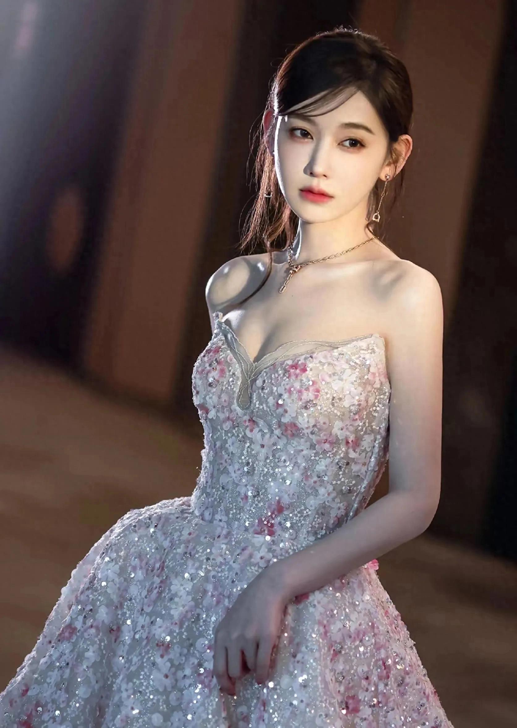 短剧女顶流李沐宸