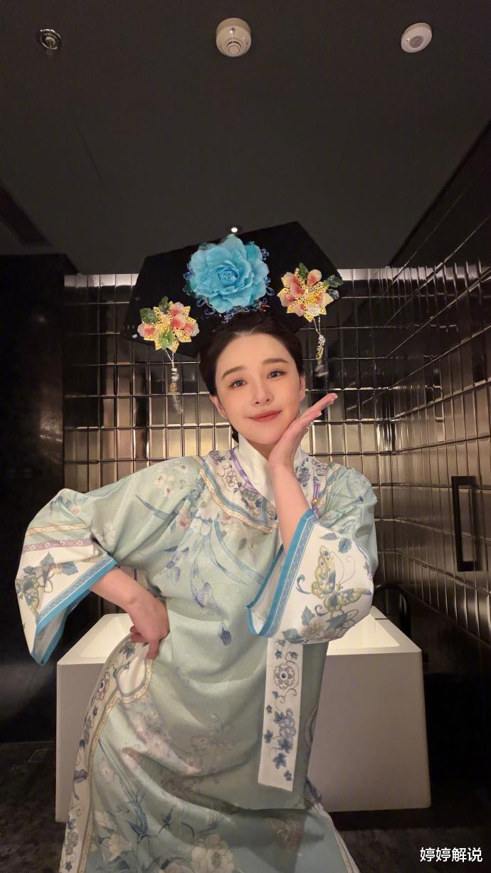 阚清子《乘风2026》不争不抢，却让人越看越喜欢啦！