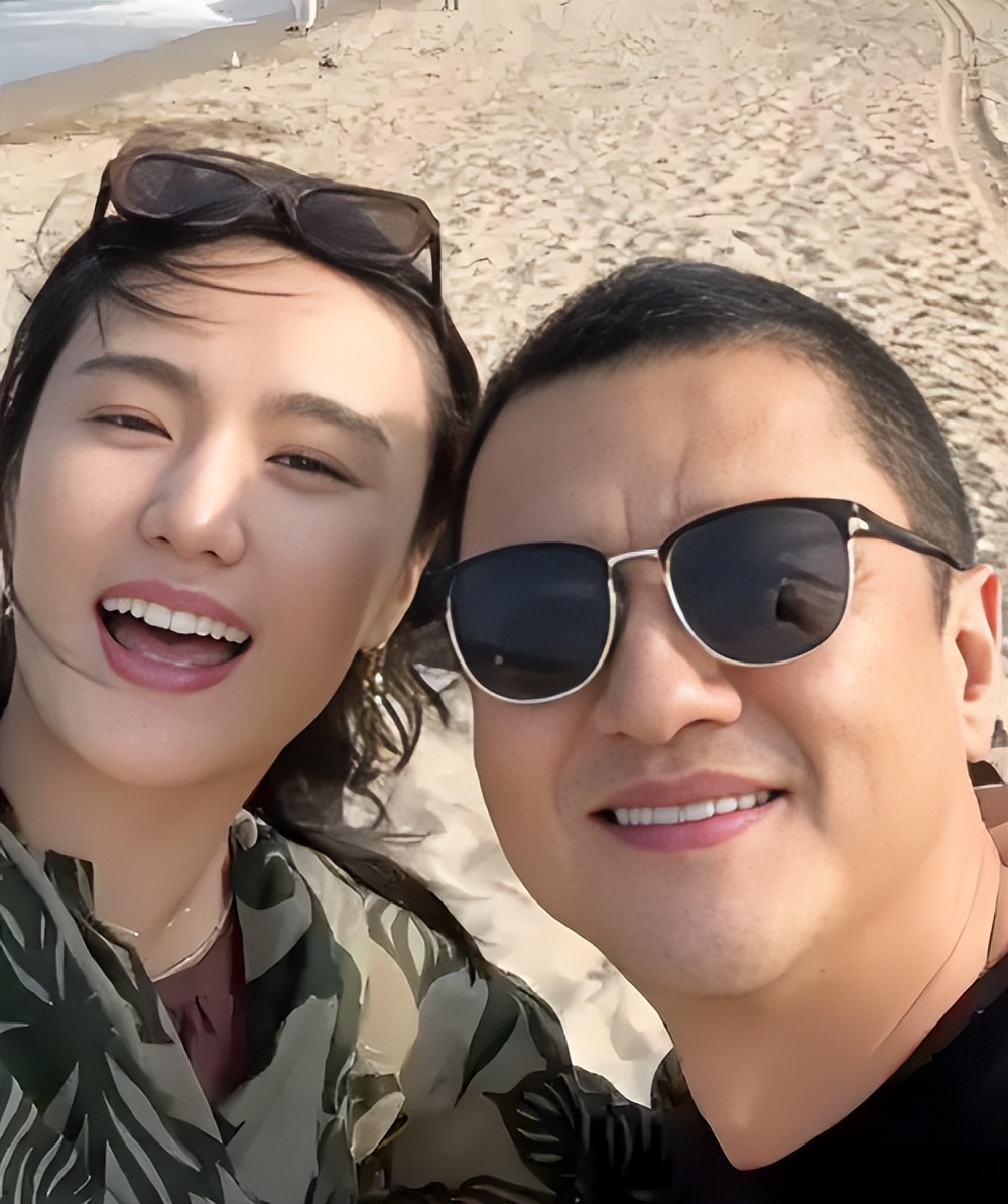 李亚鹏回应再婚仨月后，直面复婚传闻的海哈金喜，竟给他留足体面