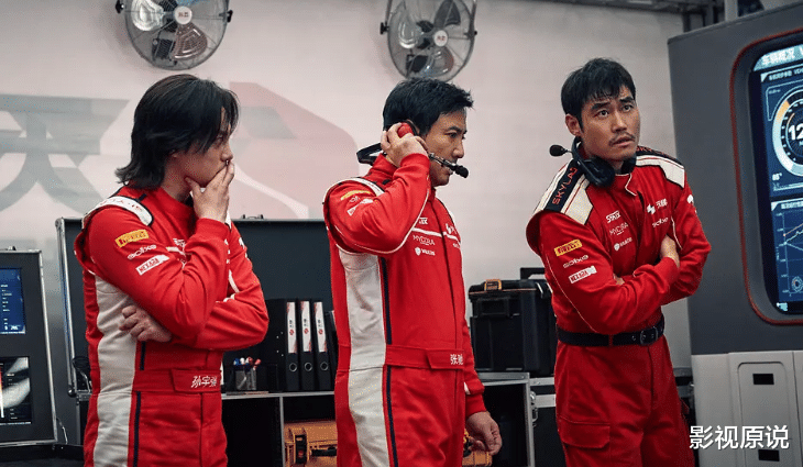 《镖人》即将下映，票房14.6亿，连夺两大冠军，破16项纪录