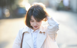妻子说岳母遁入空门，没想到多年后再见，她要我们把孩子给他初恋