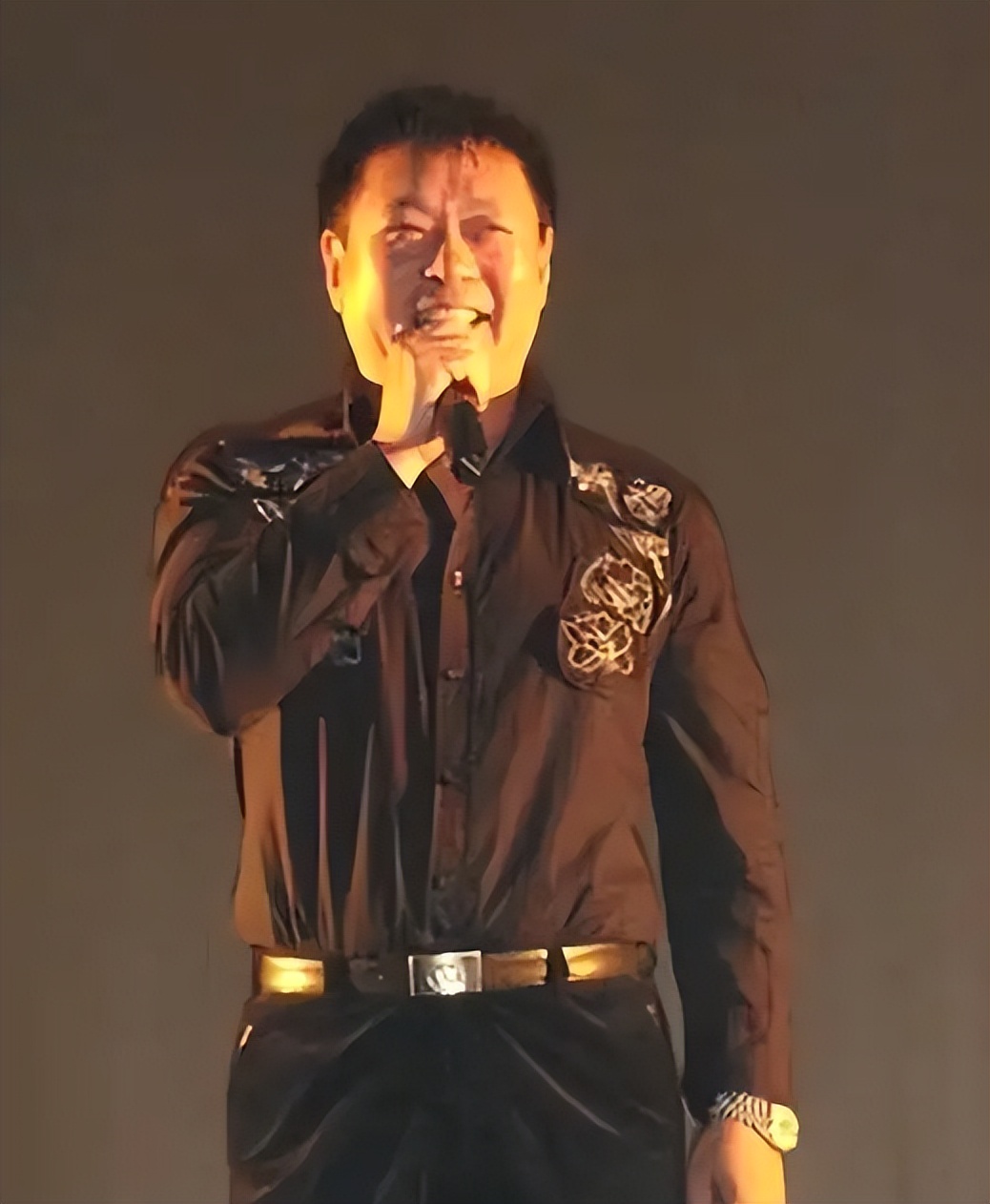 67岁迟志强：为邓丽君坐4年牢，出狱后租破旧小区 儿子是著名律师