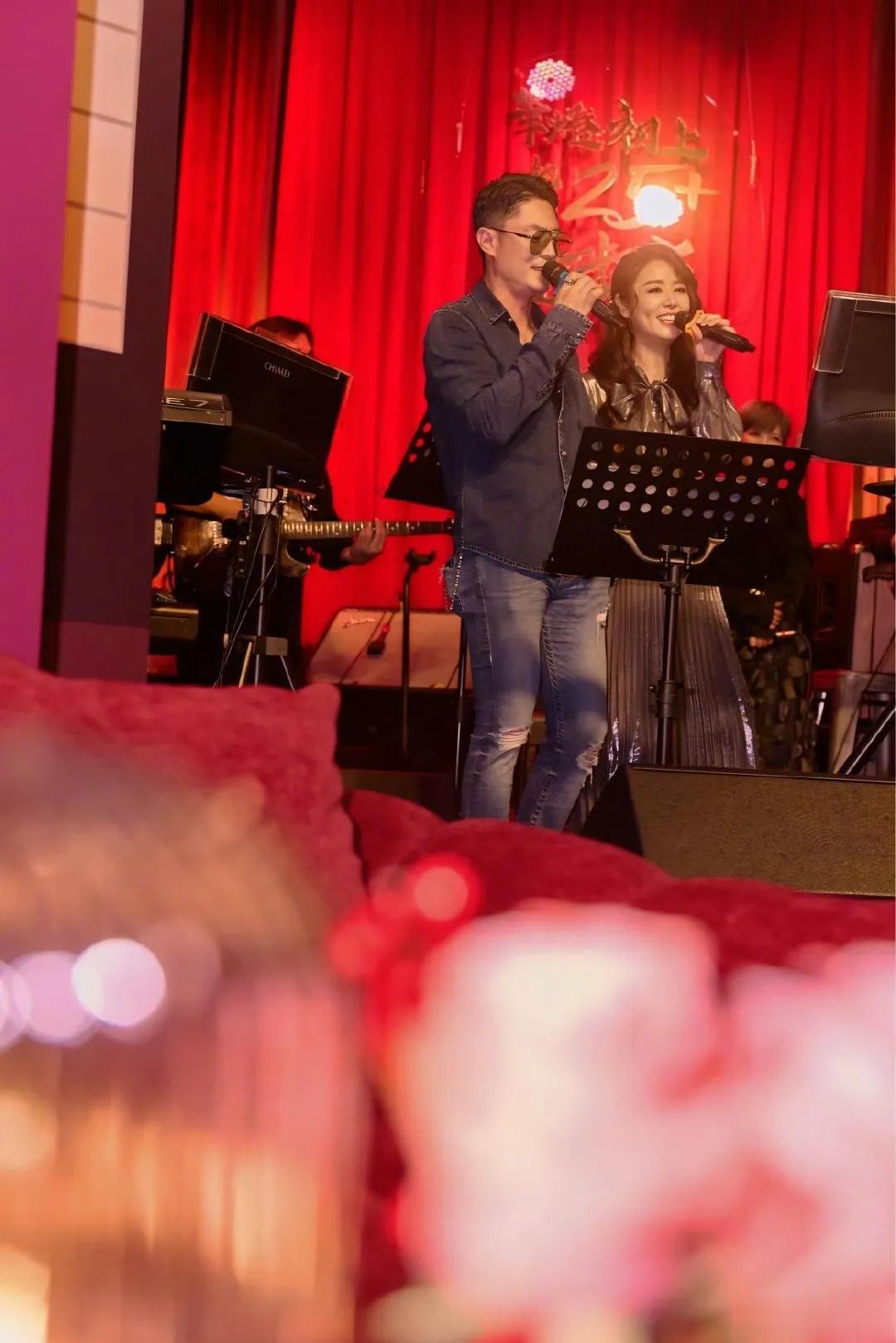 林心如50岁生日尽显好人缘，和朋友私下庆生8次，还办了生日派对