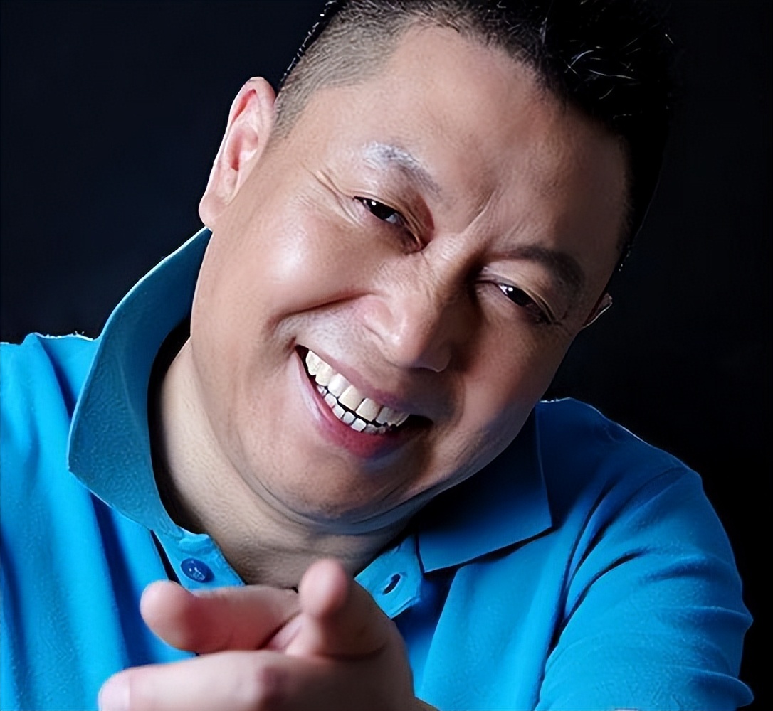 借陆树铭追悼会敛财、婚内出轨小香玉？王为念身上谣言究竟多离谱